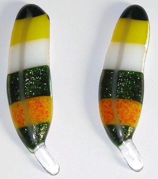 Larger photo of the Black Headed Caique Glass Feather Magnet