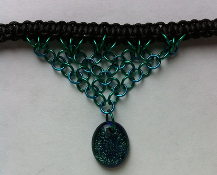 A larger photo of the Clear Glass on Bluish Green Sparkle Oval Shaped Chain Maille Choker