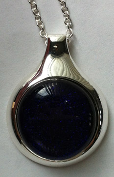 A larger photo of the Clear Glass on Deep Purple Sparkle Round in Silver-plated Setting