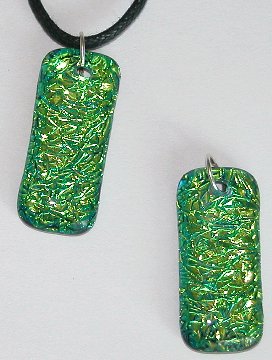 Click for a larger photo of the Clear Glass on Green Krinkle Glass Pendant