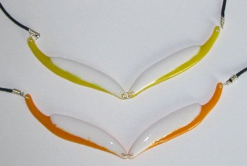 A larger photo of the Double Crested Glass Feather Necklaces
